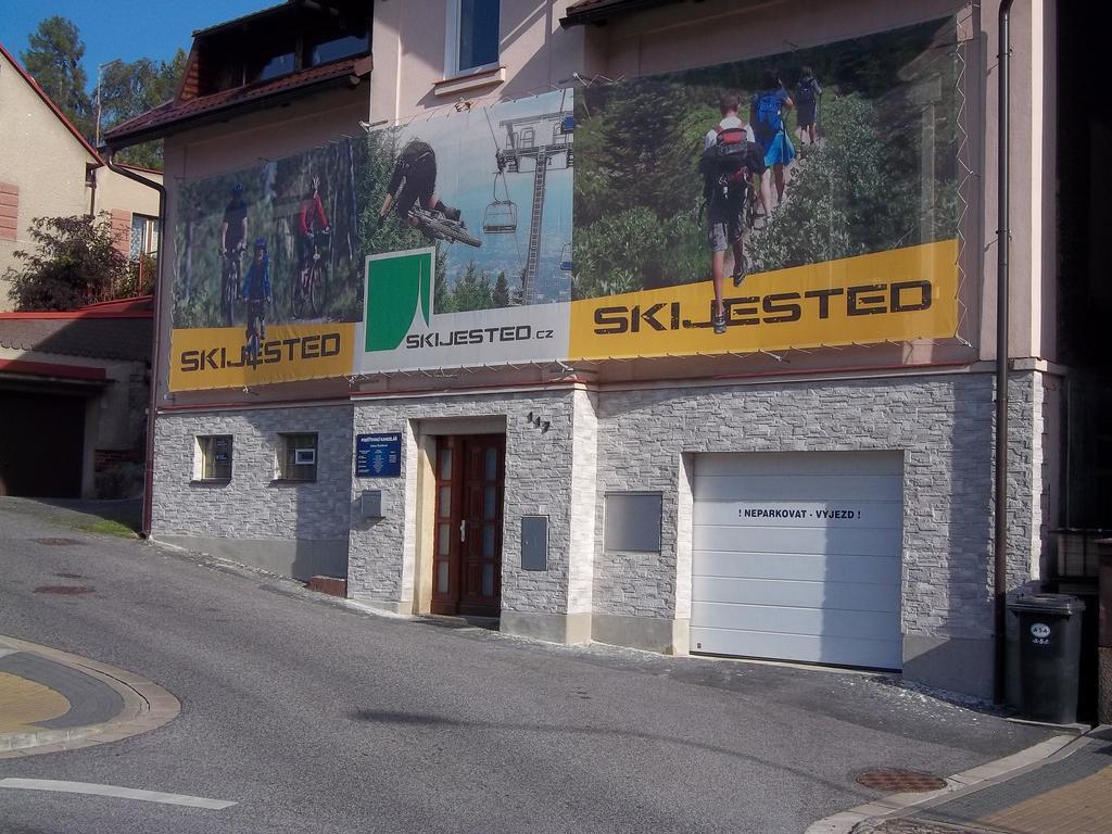 Apartment Krkonosska Tanvald Eksteriør billede